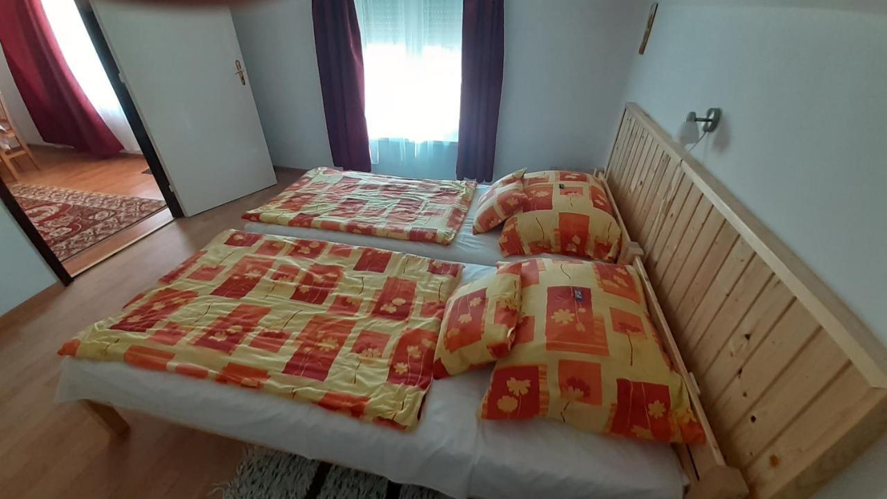Pátri Apartmanház Keszthely Exteriér fotografie
