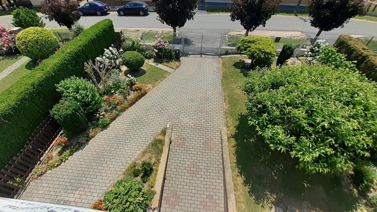 Pátri Apartmanház Keszthely Exteriér fotografie