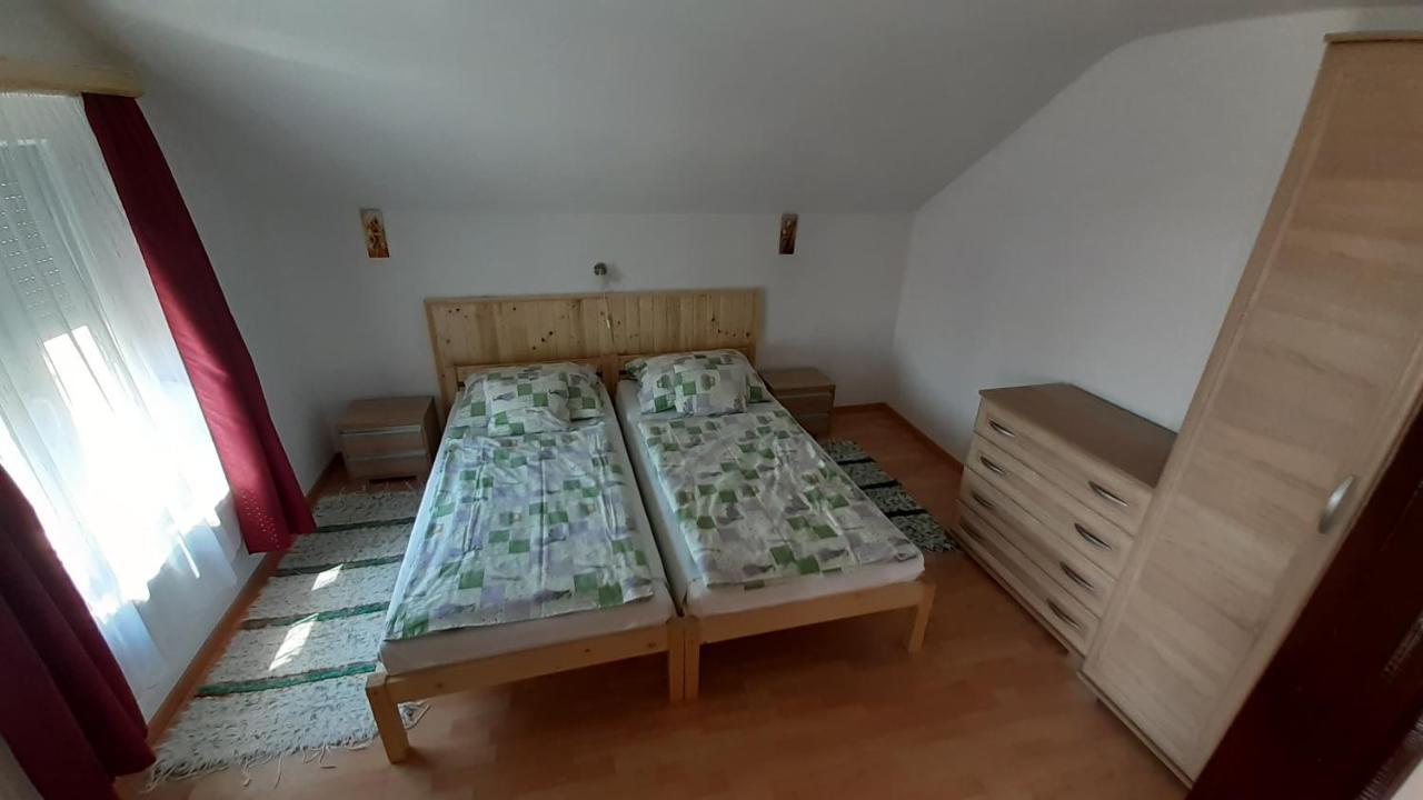 Pátri Apartmanház Keszthely Exteriér fotografie