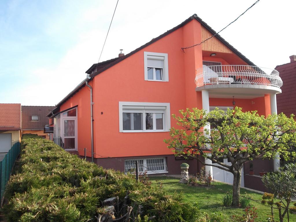 Pátri Apartmanház Keszthely Exteriér fotografie